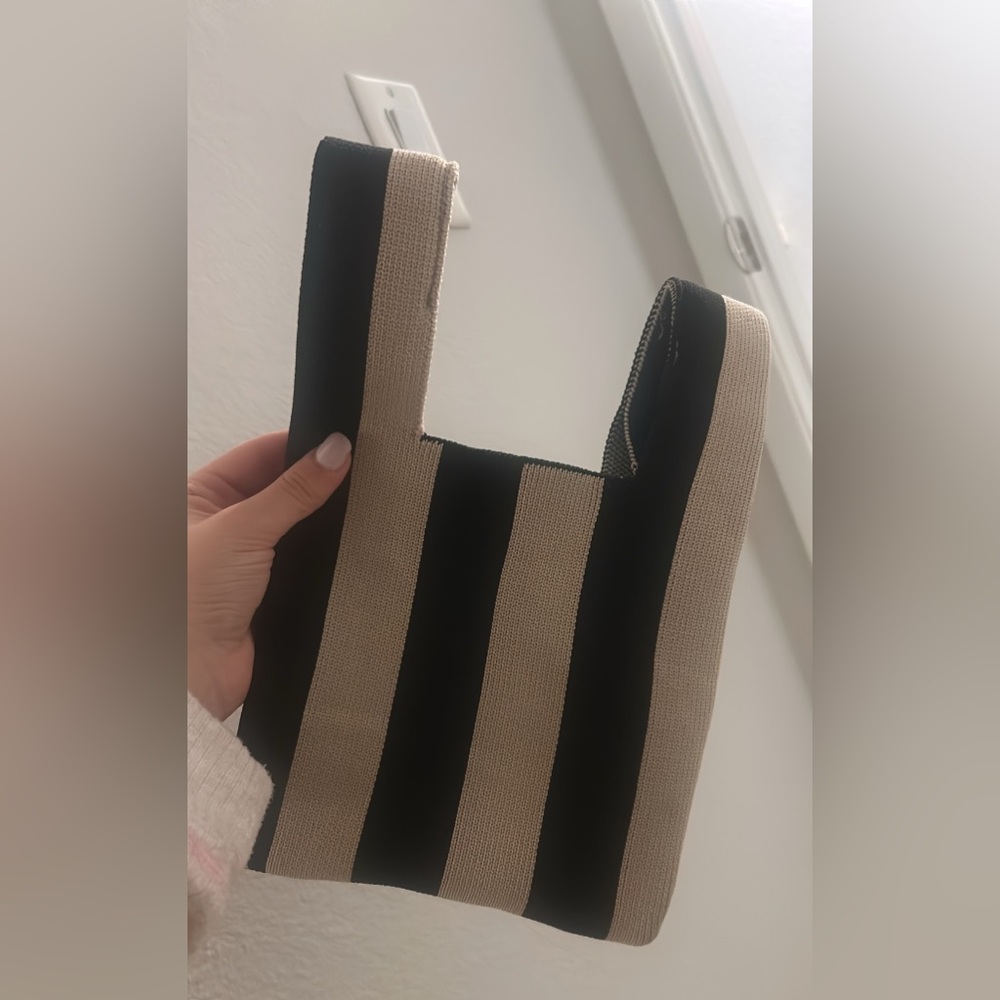 Mini H&M tote
